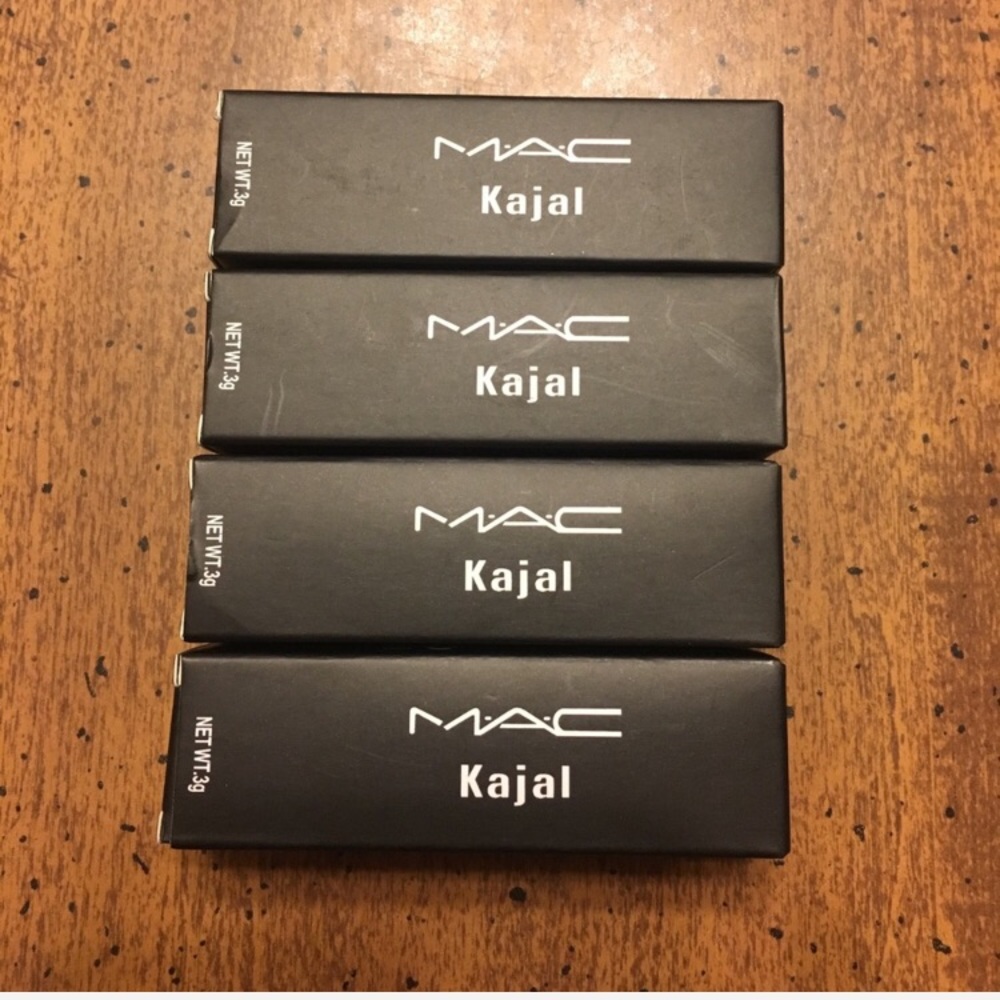 MAC Kajal Eyeliner